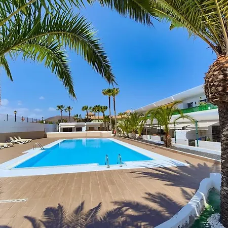 Sweet Flat With Private Patio Dunasol