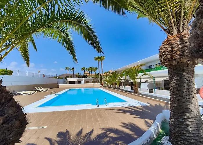 Sweet Flat With Private Patio Dunasol